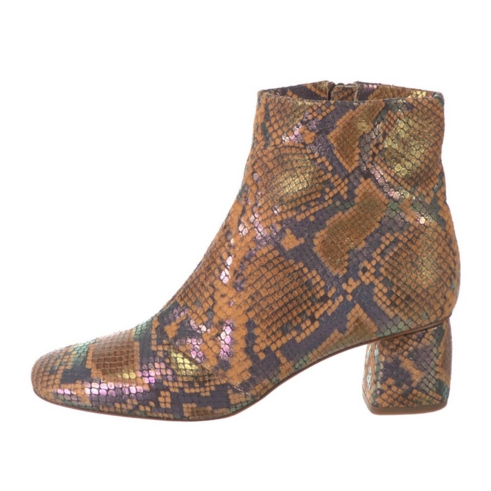 FORTE_Forte leather snake embossed python Ankle Boots "My Alma" 40 New